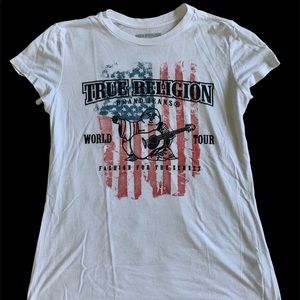True Religion T-shirt. Size medium. Excellent condition